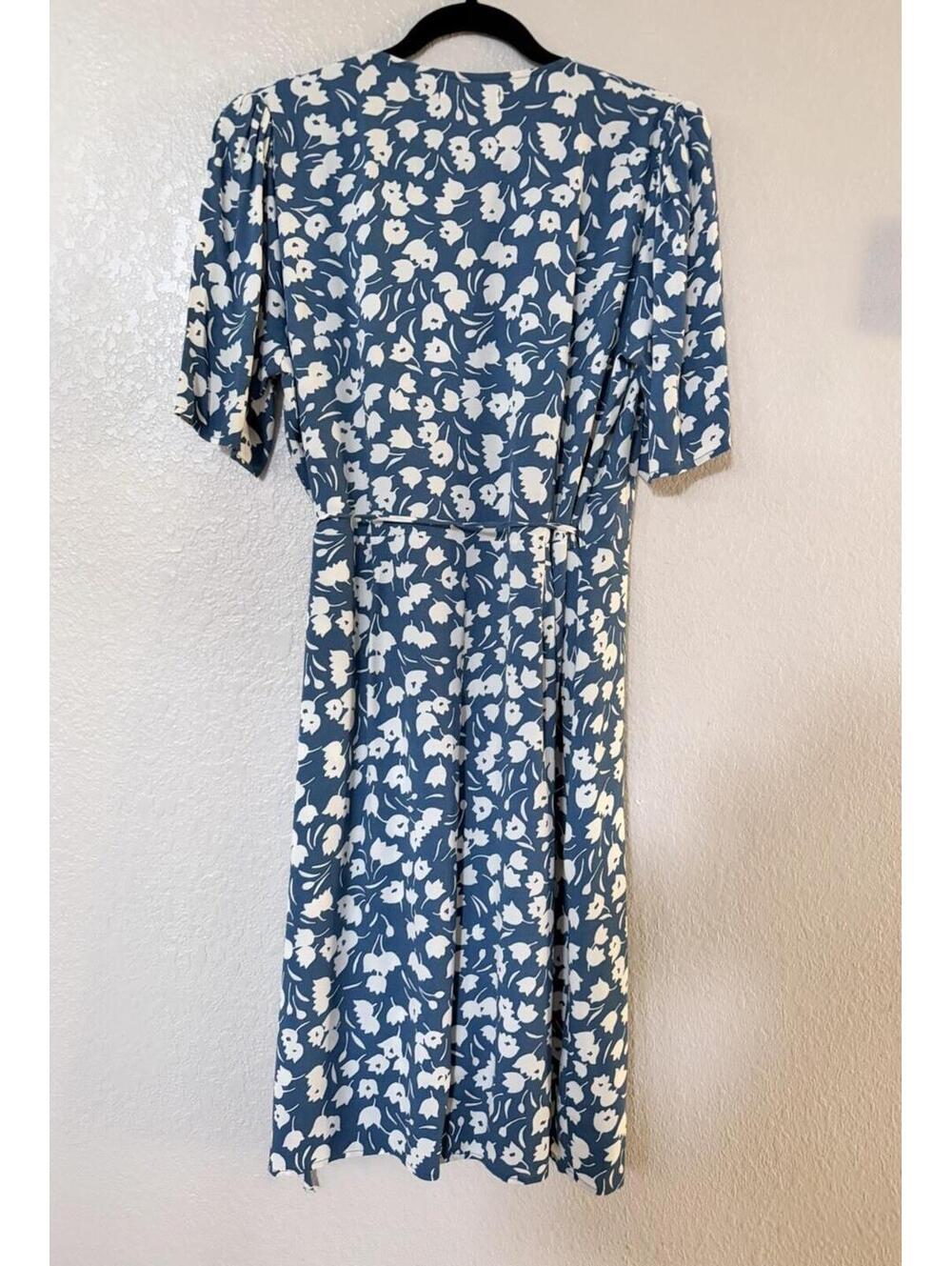 New Reformation Laurent Wrap Floral Print Short Sleeve Dress In Blue Multi Sz XL - Picture 6 of 10